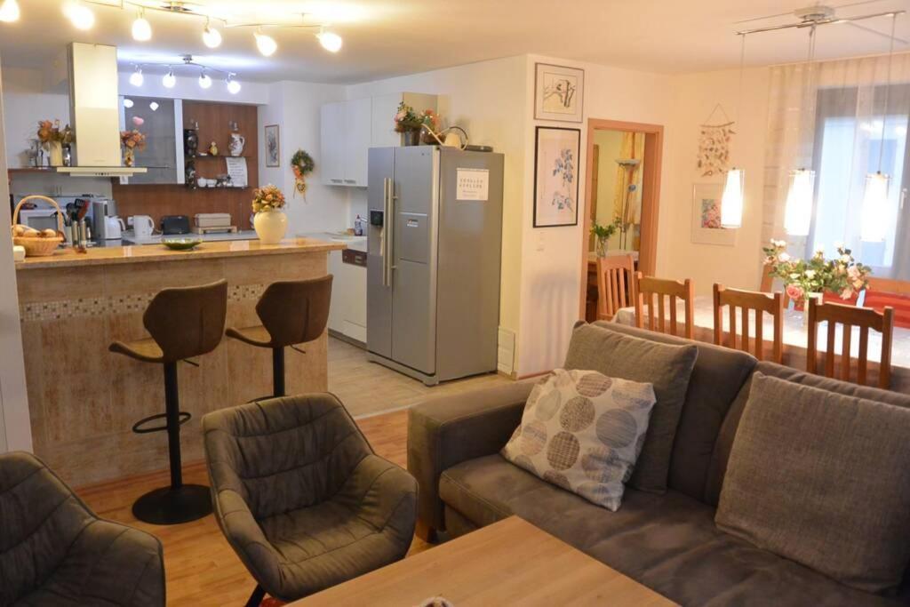 Appartement Lage Im Zentrum Und Am Hofgarten 150qm Mit Klima, 2xbalkon, Aufzug, Familienfreundlich Bayreuth