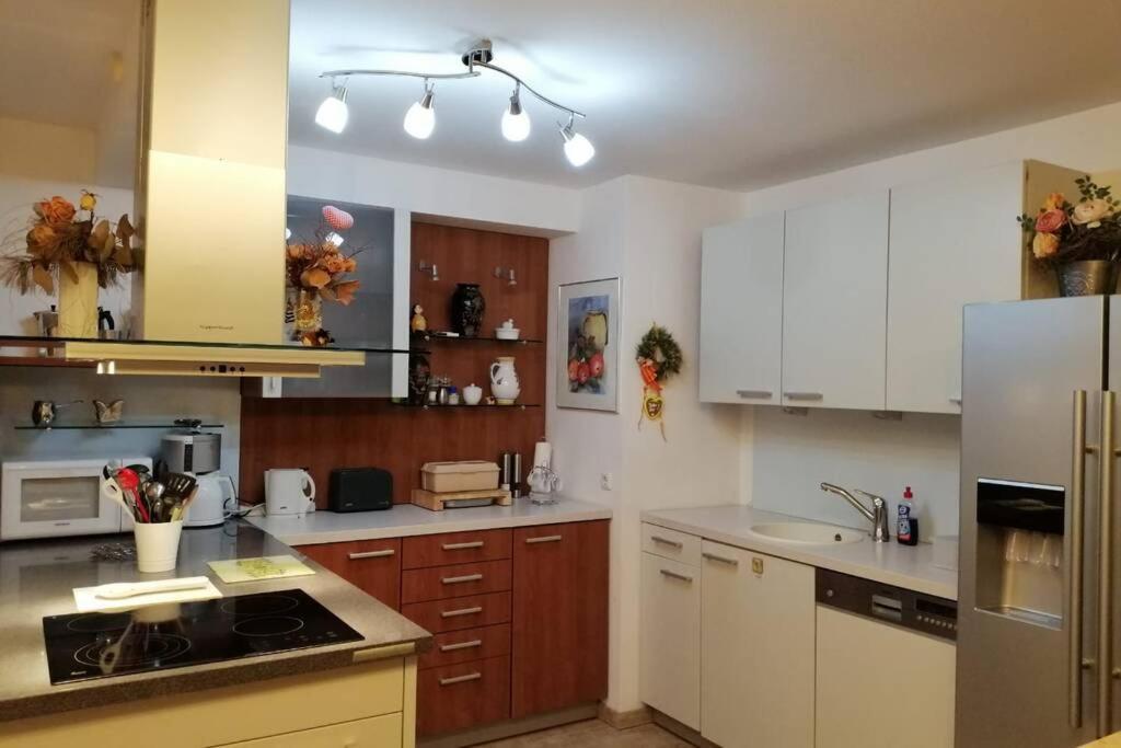 Lage Im Zentrum Und Am Hofgarten 150qm Mit Klima, 2xbalkon, Aufzug, Familienfreundlich Bayreuth